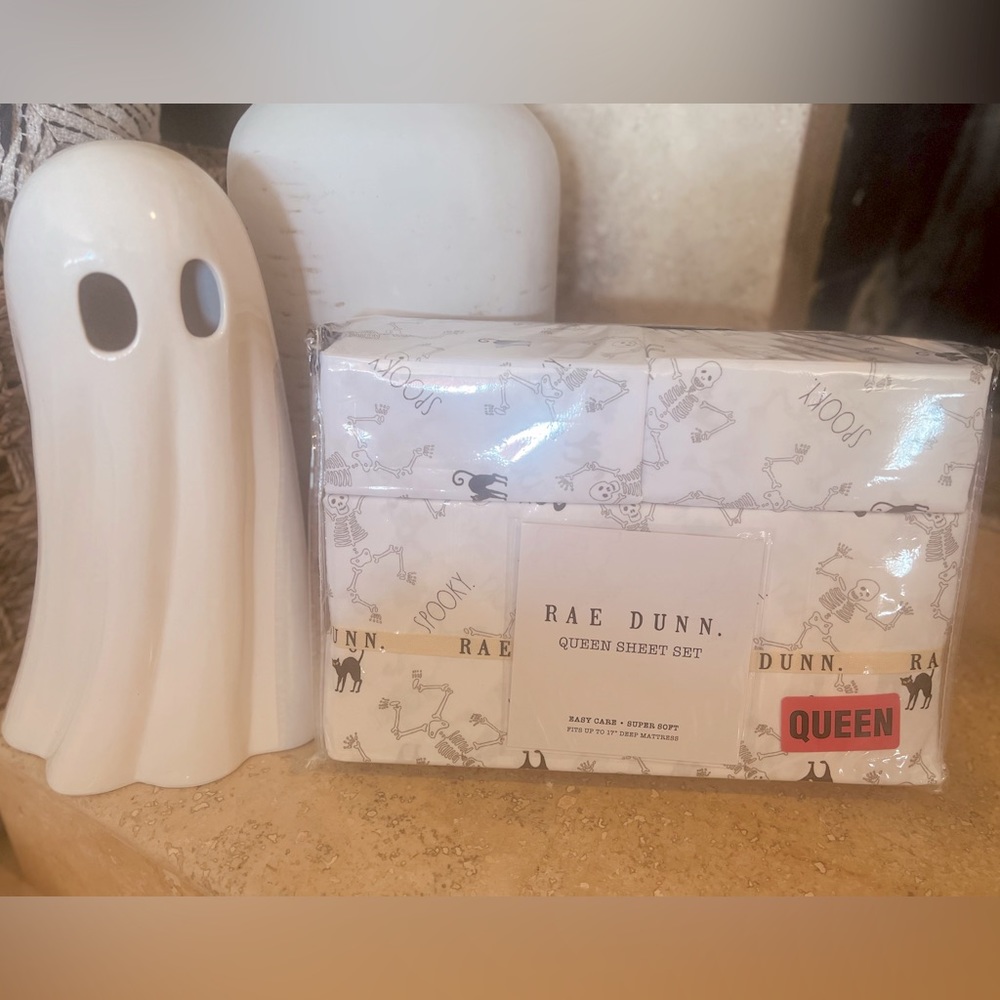 Rae Dunn Halloween Spooky Sheet Set